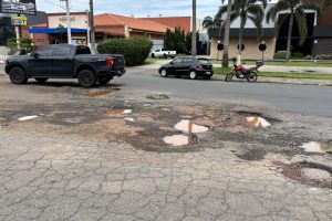 Impasse judicial entre Prefeitura de Limeira e AutoBan mantém acesso à Anhanguera com buracos (1)