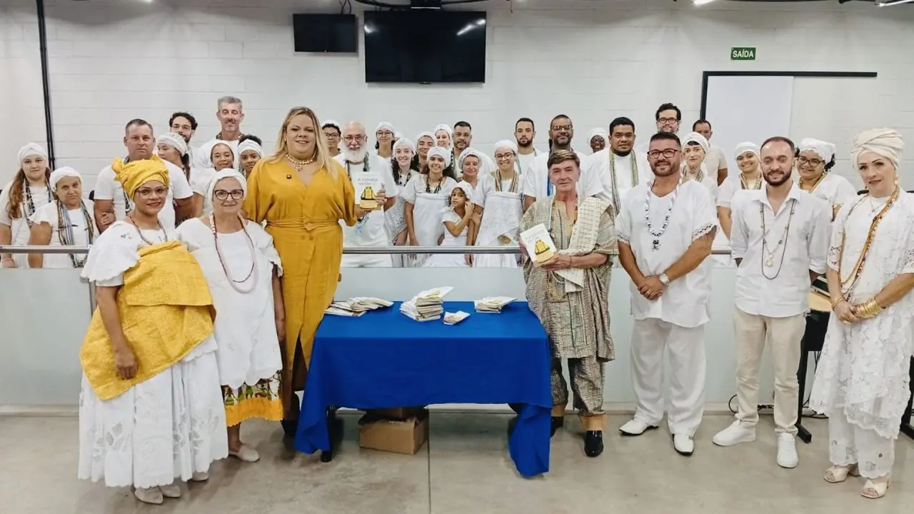 Livro sobre Candomblé é lançado na Câmara de Limeira