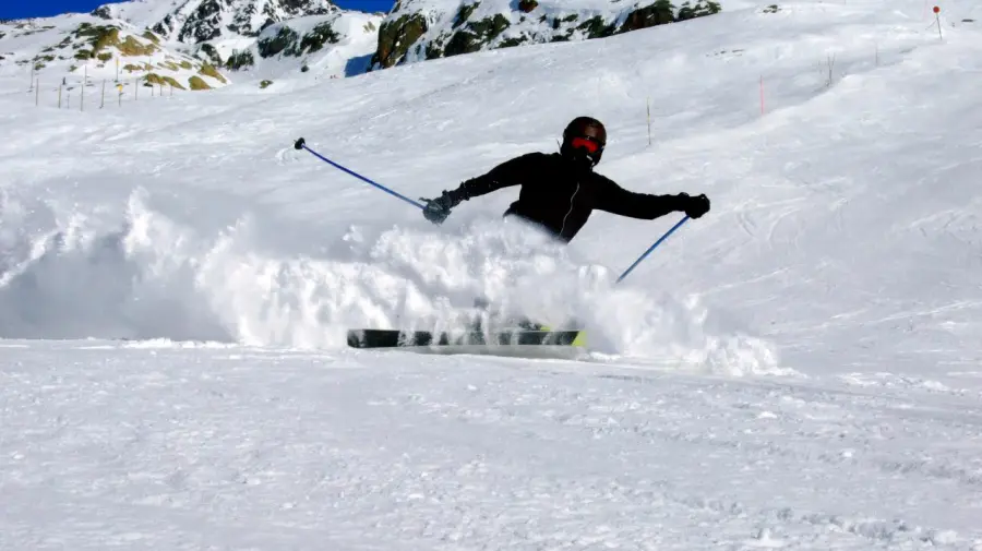 Lucas Pinheiro conquista 1° ouro para o Brasil em Olimpíada de Inverno