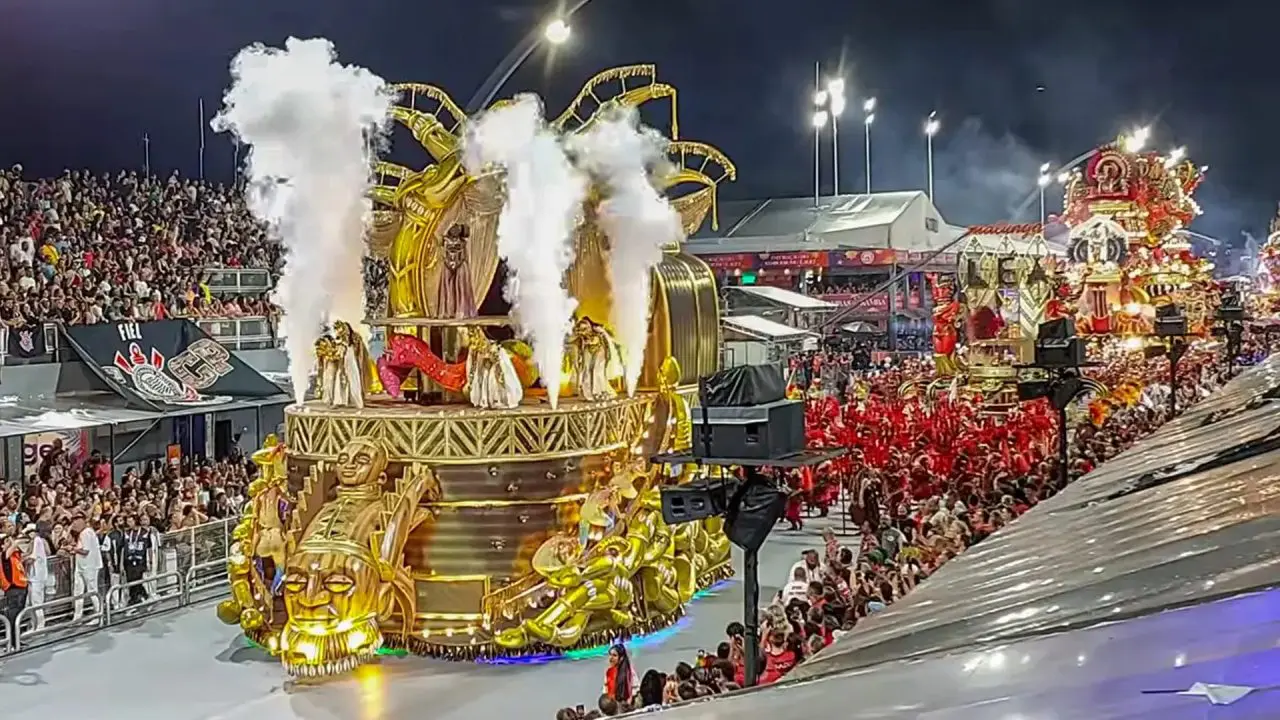 Mocidade Alegre é campeã do Carnaval de São Paulo pela 13 vez