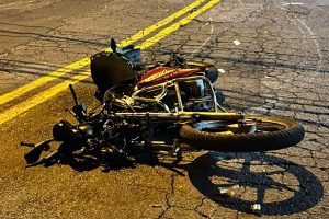 Motociclista fica ferido após colisão com caminhão em Limeira (1)