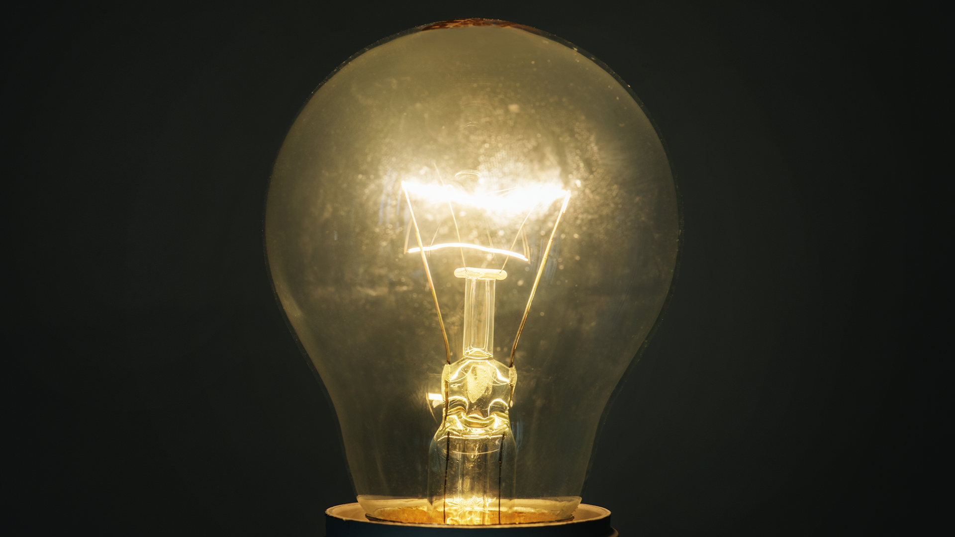 Nova regra da conta de luz amplia descontos para famílias de baixa renda