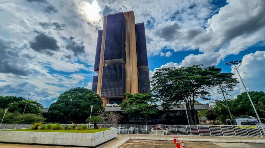 BC reduz juros básicos para 14,75% ao ano