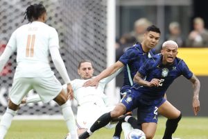 Brasil joga mal e perde de 2 a 1 para a França nos EUA