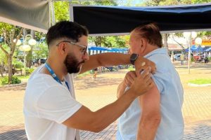 Dia D marca início da vacinação contra a gripe em Limeira