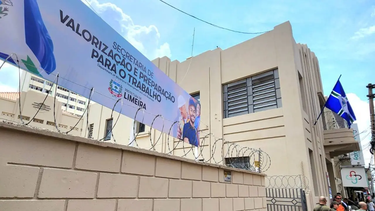 Empresa realiza seleção de empregos com salários de até R$ 3,5 mil em Limeira