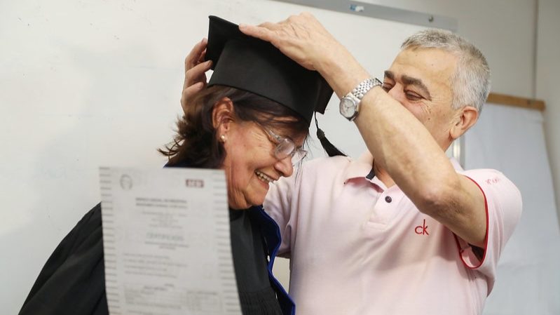 FORMATURA ALUNA DO EJA SESI-SP