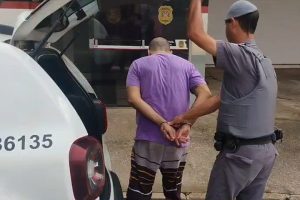 Homem é preso após agredir pai de 80 anos e descumprir medida protetiva em Limeira