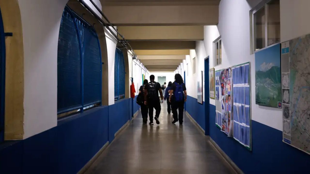 IBGE Quatro em cada dez adolescentes já sofreram bullying na escola