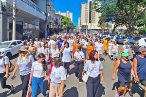 Prefeitura promove evento com caminhada e serviços no Dia da Mulher em Limeira