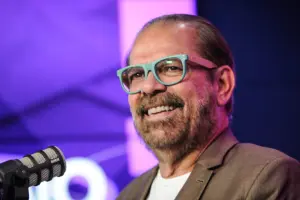 Reinaldo Carneiro Bastos é reeleito presidente da FPF