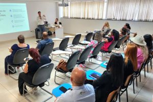 Capacitação aborda inclusão de pessoas com TEA no comércio em Limeira