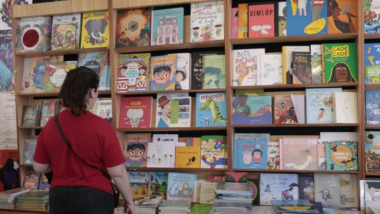 Começa a valer Plano Nacional do Livro e da Leitura 2026-2036