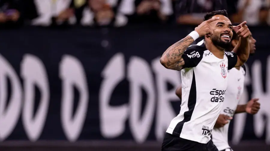 Corinthians derrota o Santa Fe-COL e segue 100