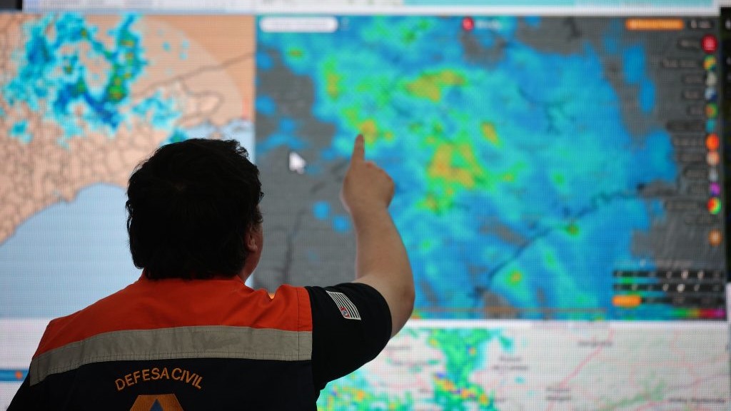 Defesa Civil alerta para mudança no tempo e previsão de chuva nos próximos dias em SP