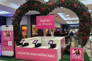 Dia das Mães - Pátio Limeira Shopping presenteia clientes com colar banhado a ouro