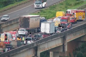 Funcionário de concessionária morre após caminhão atingir equipe que atendia acidente em rodovia de Piracicaba