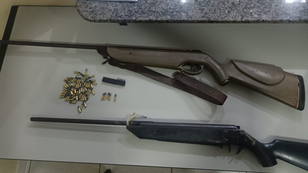 Homem é preso após ameaças e apreensão de arma em área rural de Cordeirópolis