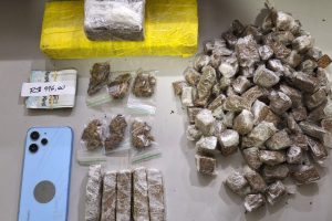 Homem é preso com quase 2 kg de maconha em casa no Abílio Pedro, em Limeira