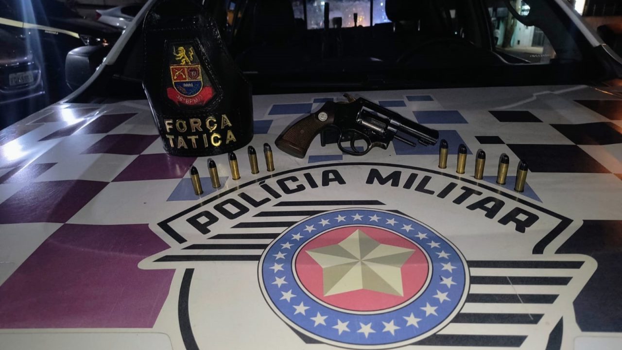 Homem é preso por porte ilegal de arma após denúncia de ameaça em Limeira