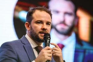 Ministro da Fazenda inicia agenda internacional nos EUA e na Europa