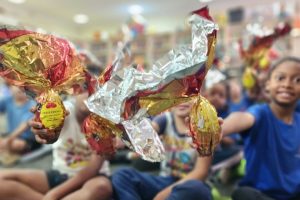 Prefeitura distribui 25 mil ovos de Páscoa a alunos da rede municipal de Limeira