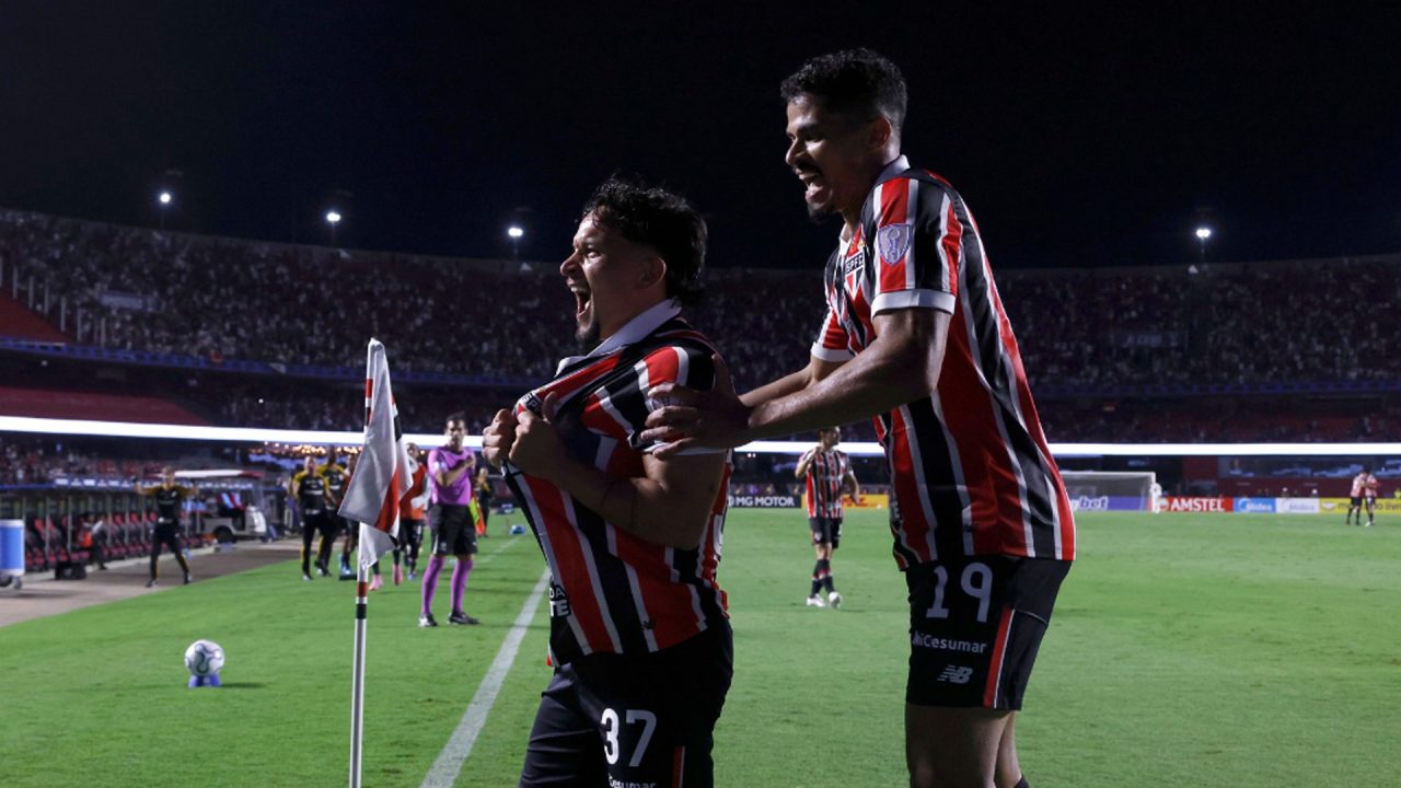 Santos empata com Recoleta e segue sem vencer; São Paulo lidera seu grupo