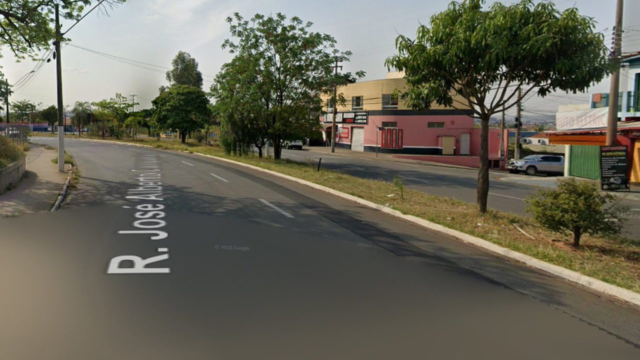 Trabalhador que roçava grama é atropelado por motociclista em Limeira