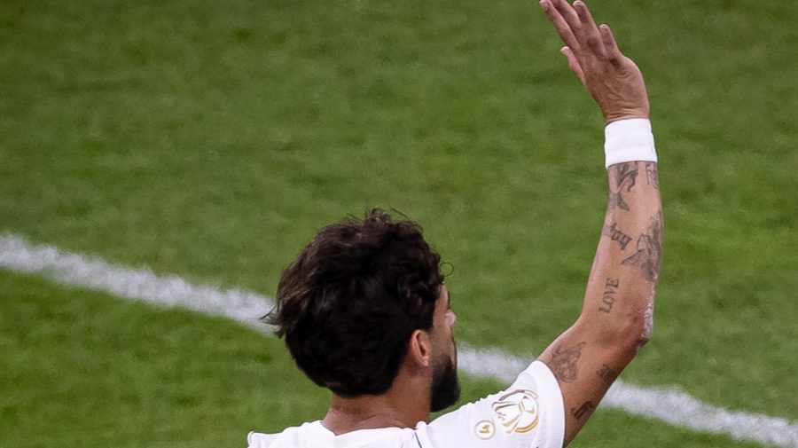 Corinthians controla o jogo e vence Barra-SC novamente