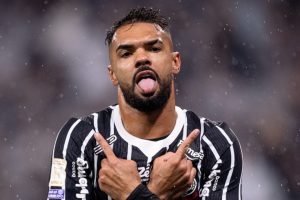 Corinthians vence clássico, Santos supera Red Bull Bragantino e Palmeiras empata