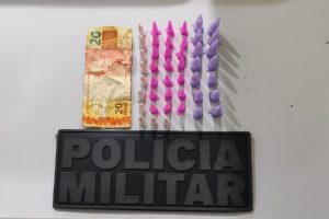 Dupla é presa por tráfico de drogas
