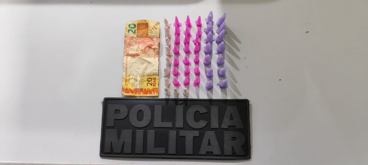 Dupla é presa por tráfico de drogas