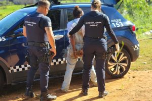 Mulher é presa por tráfico de drogas após resistir à abordagem no Belinha Ometto