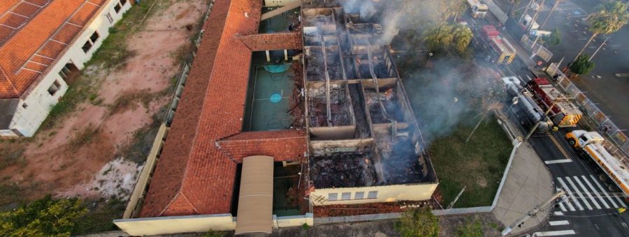 Tristeza veja como ficou Escola Prada após incêndio em Limeira