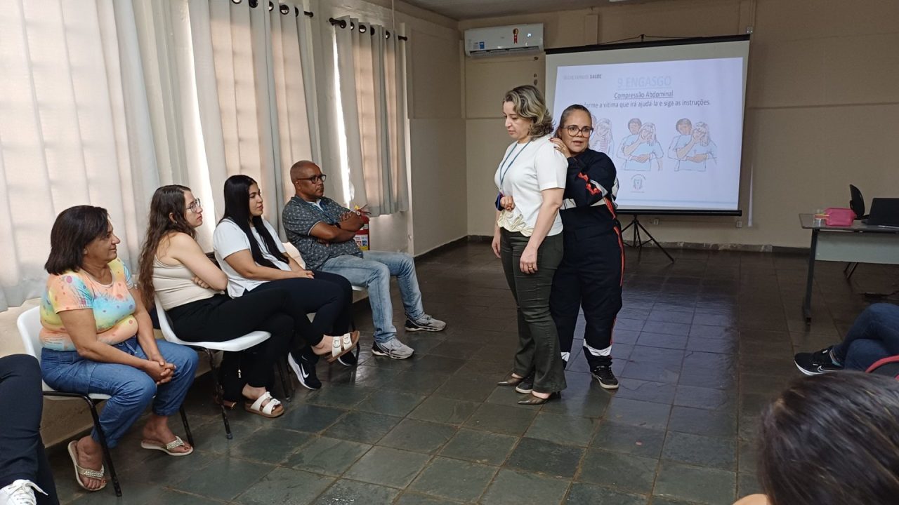 Vigilância Sanitária oferece curso de primeiros socorros para profissionais da educação em Limeira