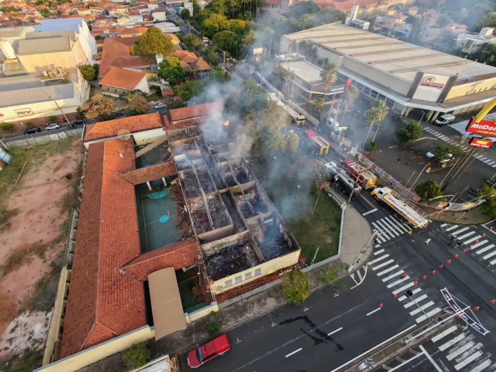 escola prada (2)