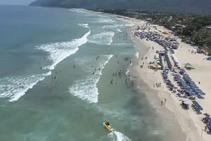 Cetesb atualiza bandeiras que mostram se as praias são próprias para banho no litoral paulista