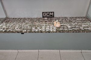 Dois são detidos em Iracemápolis com maconha, crack e dry (2)