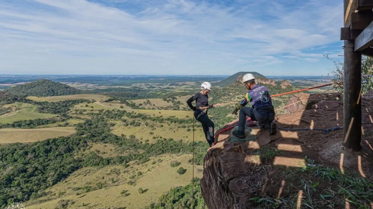 Estado de SP articula força-tarefa para fiscalizar esportes de aventura e combater atividades irregulares
