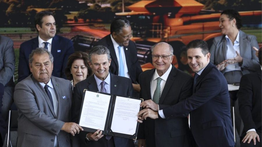 Governo federal lança Plano Safra 20262027 de R$ 525,1 bilhões