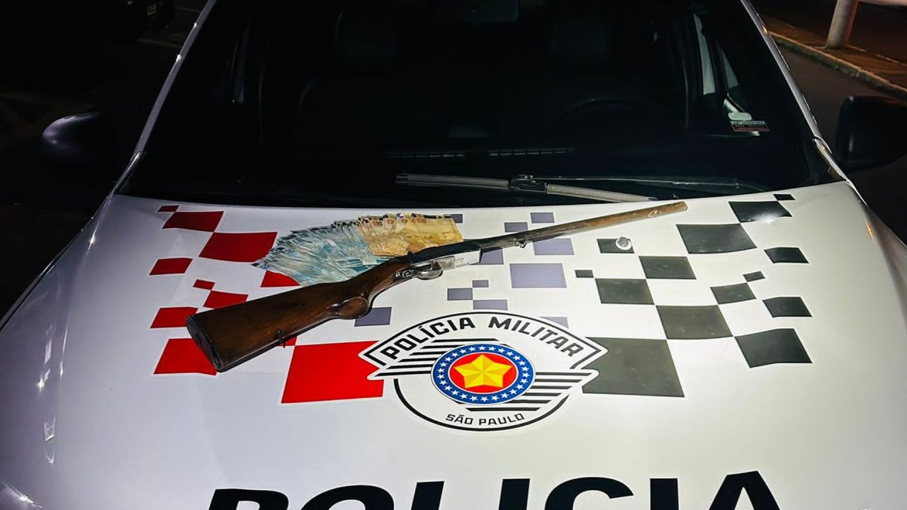 Homem é preso após polícia encontrar arma e dinheiro em casa de Limeira