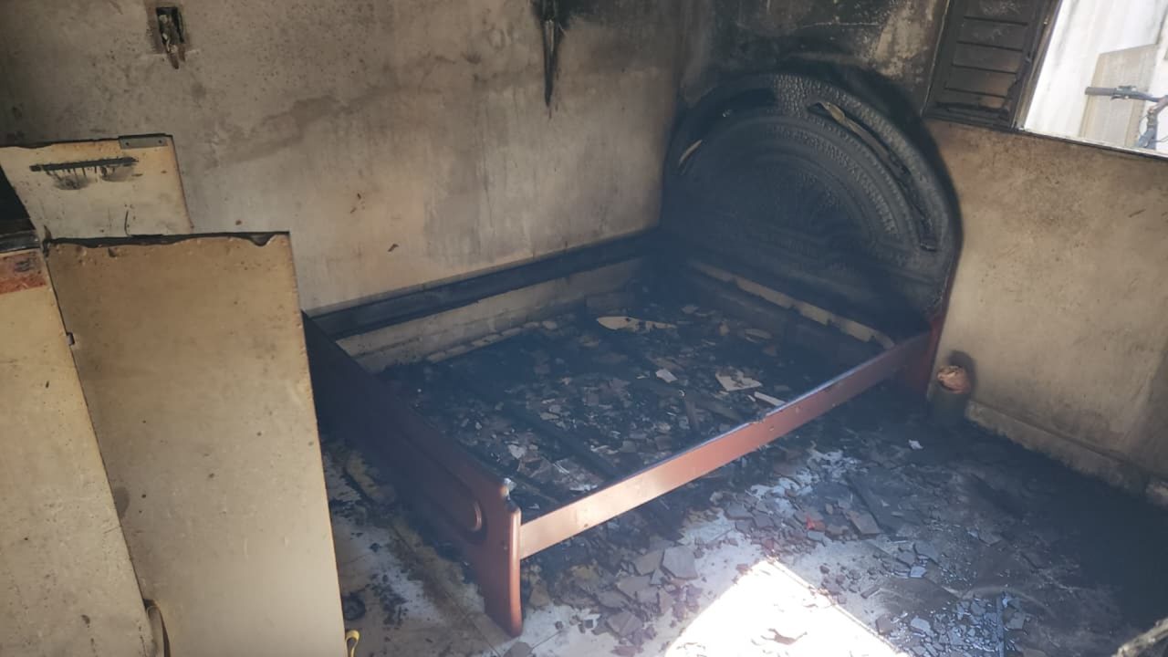 Jovem é acusada de invadir casa do ex, incendiar colchão e fazer PIX sem autorização em Limeira