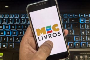 MEC Livros oferece mais 7,8 mil obras em inglês e espanhol