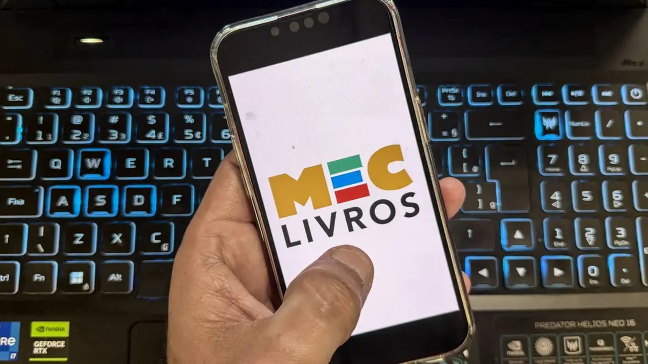 MEC Livros oferece mais 7,8 mil obras em inglês e espanhol