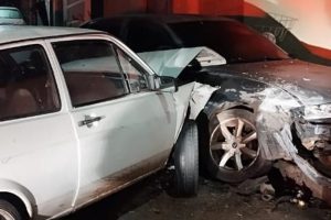 Motorista foge da PM e bate carro após perseguição em Limeira