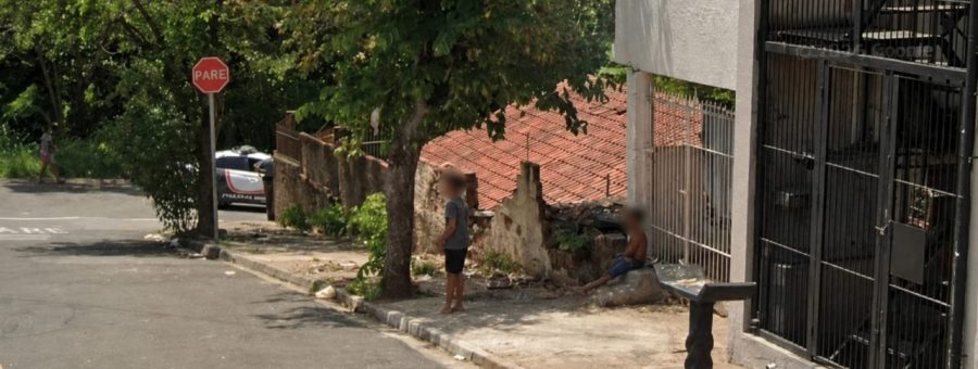 Mulher é presa após filhos estarem sozinhos