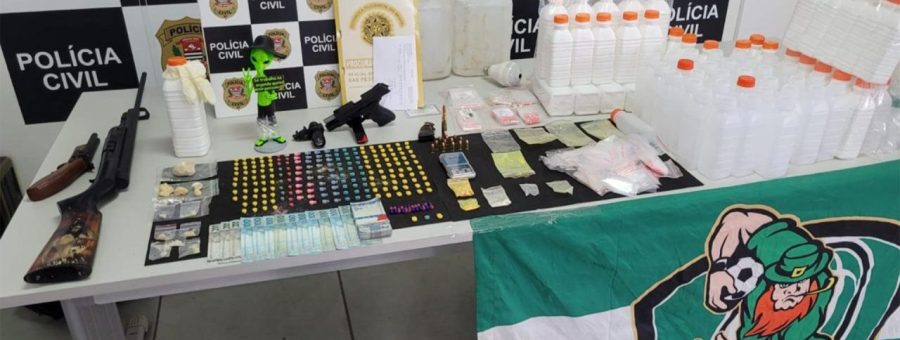 Operação da DISE apreende drogas sintéticas, arma e motocicletas em Limeira