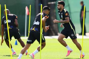 Seleção brasileira se reapresenta e faz primeiro treino para encarar Haiti