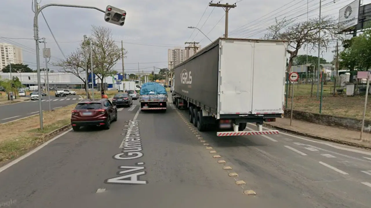 Trânsito muda em trecho da Avenida Gumercindo Araújo a partir de domingo