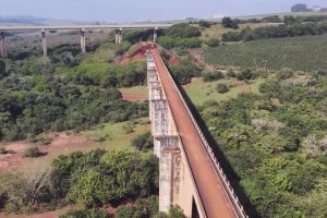 Veja imagens aéreas da interdição realizada na Ponte do Esqueleto